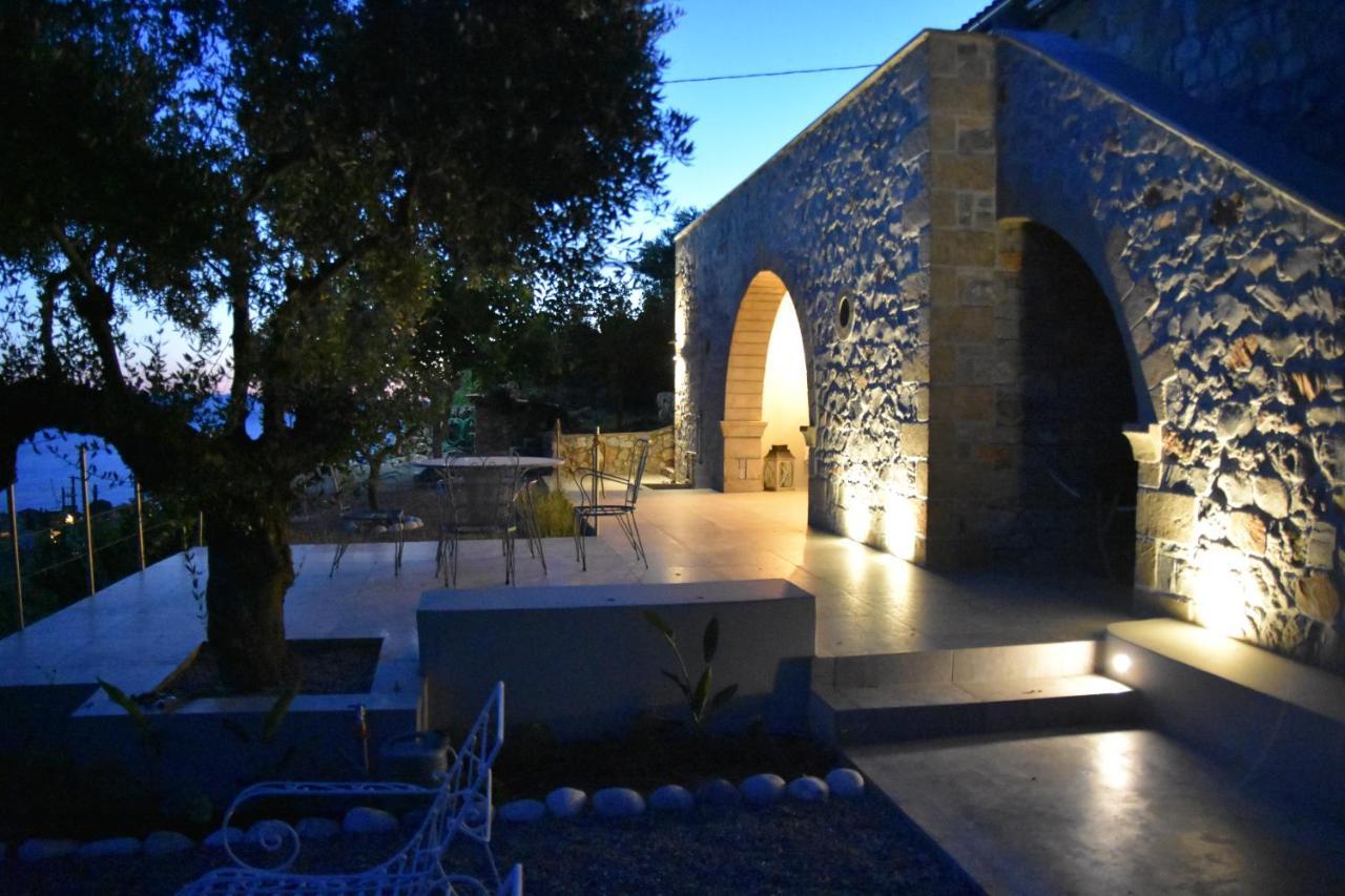 Athina'S Stone House In Kardamyli Βίλα Εξωτερικό φωτογραφία