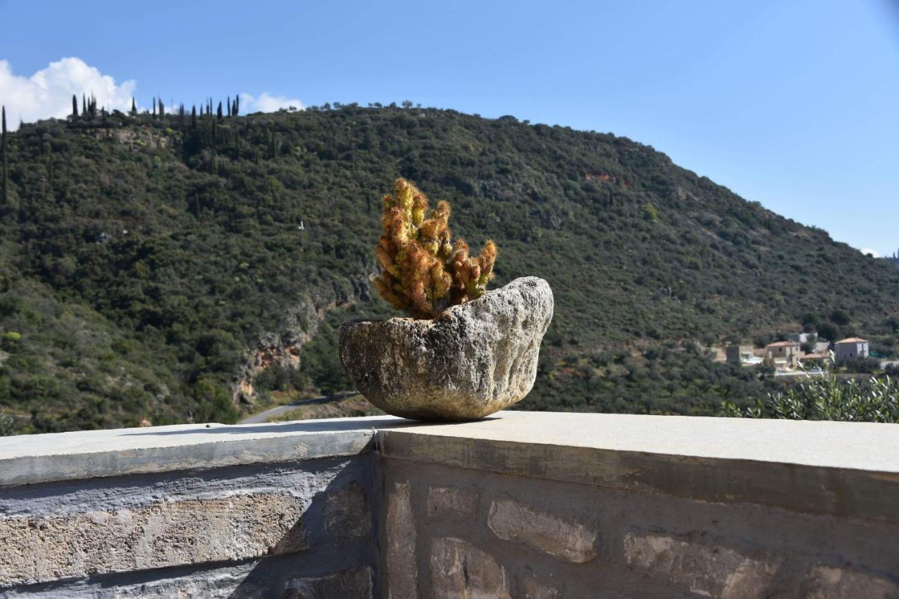 Athina'S Stone House In Kardamyli Βίλα Εξωτερικό φωτογραφία