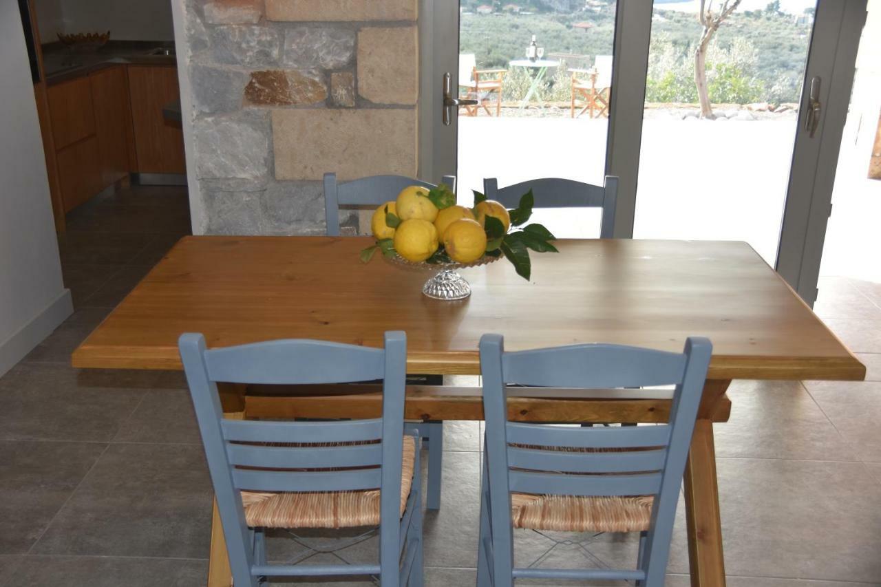 Athina'S Stone House In Kardamyli Βίλα Εξωτερικό φωτογραφία